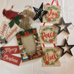 New 9 Piece. Christmas Hanging Decor & Picture Frame